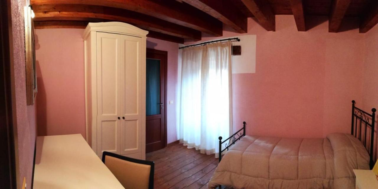 Bed and Breakfast La Casa Del Borgo Ittireddu Exteriér fotografie